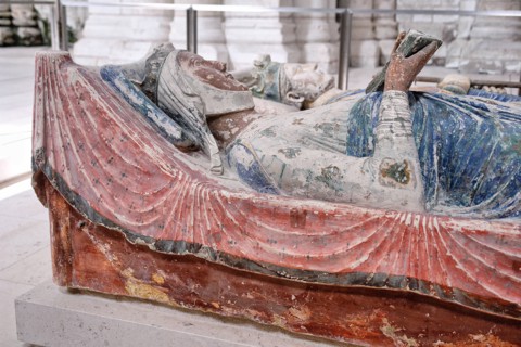 Gisants d'Aliénor d'Aquitaine et Henri II Plantagenêt