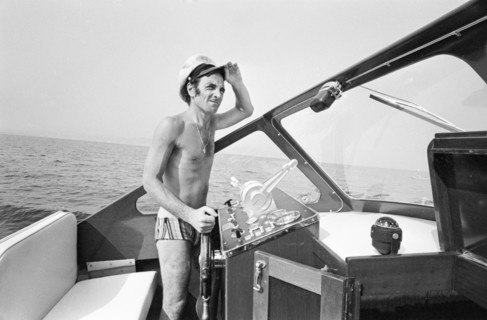 Charles Aznavour en vacances à La Napoule