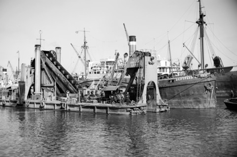 Dredger, Tilbury Docks, Tilbury, Essex, c1945-c1965