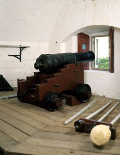 Cannon, Dartmouth Castle, Devon, 1994
