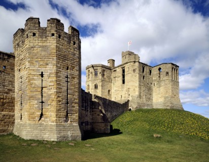 Gray Mare's Tail tower and the keep, Warkworth Castle, Northumberland, 1994