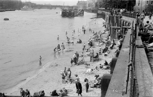 Families on Tower Beach, London, c1945-c1955