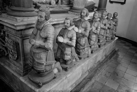 Knollys monument, Rotherfield Greys, Oxfordshire, c1965-c1969