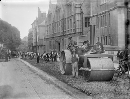 Workmen with a steam roller in High Street, Oxford, Oxfordshire, c1860-c1922
