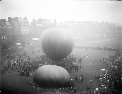 Hot air balloons, Finsbury, London, c1860-c1922