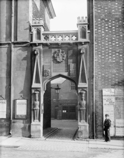 Carved stone gateway to Roysse School, Abingdon, Oxfordshire, c1860-c1922