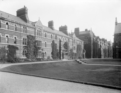 Keble College, Liddon Quad, Parks Road, Oxford, Oxfordshire, 1907