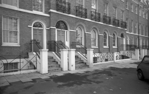 235-239 Kennington Lane, Lambeth, London, c1945-1980