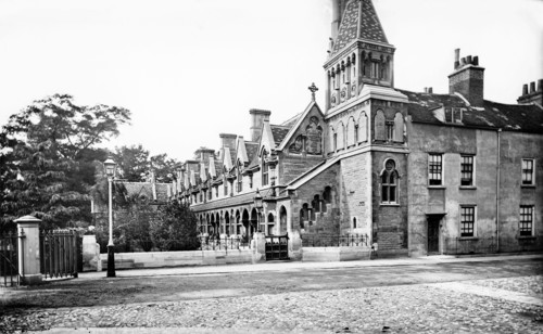 Powell's Almshouses, Fulham, London, c1860-1922