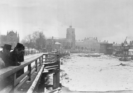 Old Putney Bridge with the river frozen, Putney, Wandsworth, London, c1881. Artist: Unknown