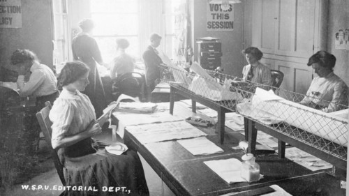 The editorial department, Clement's Inn, The Strand, September 1911. Artist: Unknown