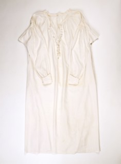 A nightdress worn by Queen Victoria, c1838-c1901. Artist: Unknown