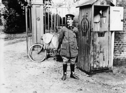 Early AA telephone box, (c1900s?). Artist: Unknown