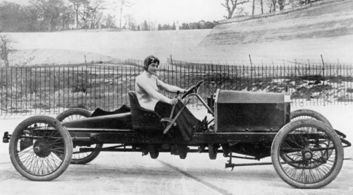 Miss Dorothy Levitt, in a 26hp Napier, Brooklands, 1908. Artist: Unknown