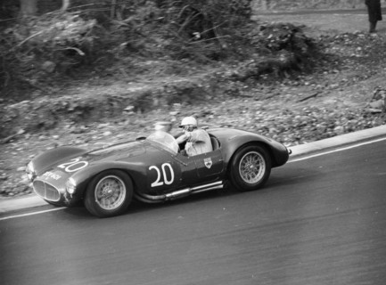 Roy Salvadori driving a 1953 Maserati at Brands Hatch, Kent, 1954. Artist: Unknown