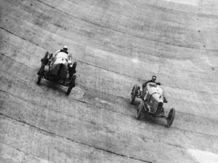 Itala and Sunbeam racing, Brooklands, Surrey, c1912-c1913. Artist: Unknown