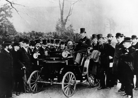 FR Simms at the wheel of a 4hp Cannstatt-Daimler, Crystal Palace, London, (c1895?). Artist: Unknown