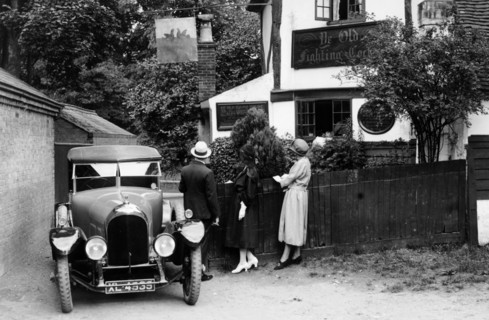 Bentley 3 litre, 1920s. Artist: Unknown