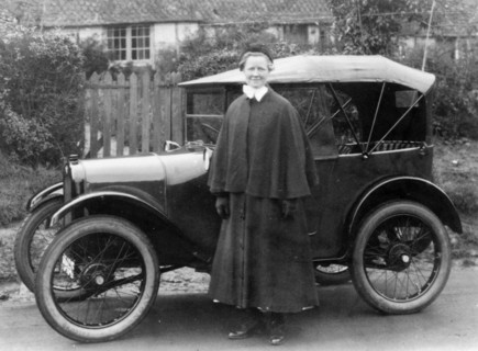 Woman with an Austin Seven, c1923. Artist: Unknown