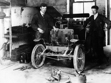 1900 New Orleans car under construction, (c1900?). Artist: Unknown