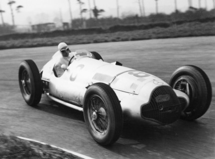 Dick Seaman's Mercedes, Donington Grand Prix, 1938. Artist: Unknown