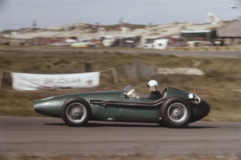 Roy Salvadori driving an Aston Martin DBR4, Dutch Grand Prix, Zandvoort, Holland, 1959. Artist: Unknown