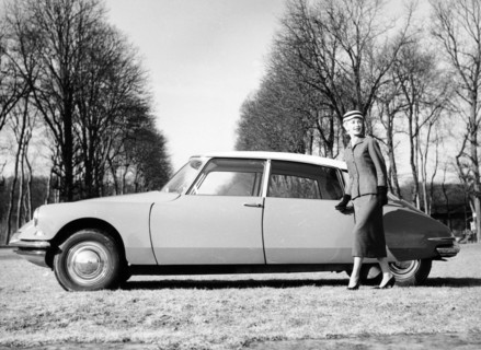 Model with a 1957 Citroën ID 19, c1957. Artist: Unknown