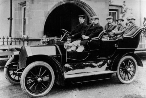 Chauffeur Charlie Keith at the wheel of a Humber, c1907. Artist: Unknown