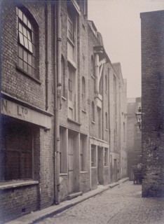 George and Catherine Wheel Alley, London, c1912. Artist: Anon