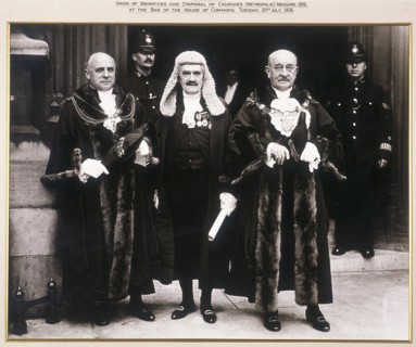 Sheriffs of the City of London presenting a petition at the House of Commons, London, 1926. Artist: Anon