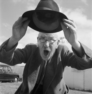 Livestock photographer Charlie Ward,  Blackpool, 1954