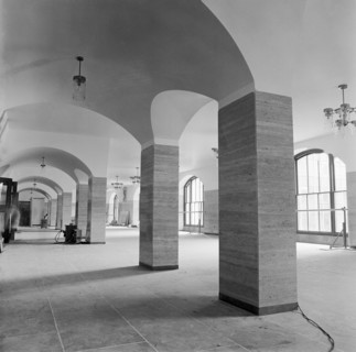 Interior of the south wing, Old Bailey, London, 1972