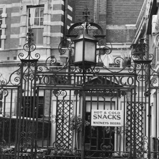 Yorkshire Stingo, Marylebone Road, Lisson Grove, London, 1964