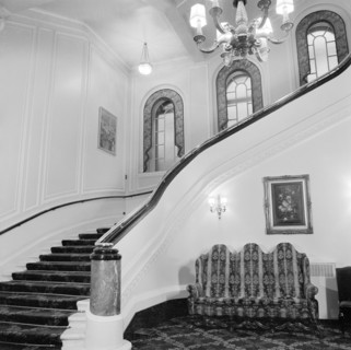 Interior of the Charing Cross Hotel, London, 1960-1972