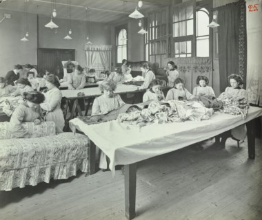 An Upholstery class for female students at Borough Polytechnic, Southwark, London, 1911. Artist: Unknown.
