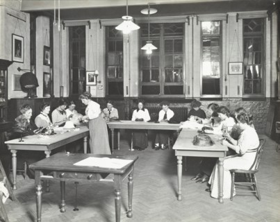Millinery class, Ackmar Road Evening Institute for Women, London, 1914. Artist: Unknown.