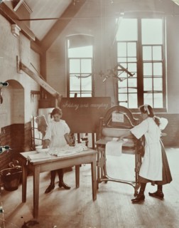 Laundry work, Tennyson Street School, Battersea, London, 1907. Artist: Unknown.
