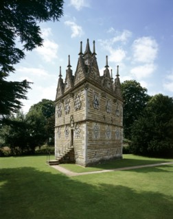 Rushton Triangular Lodge, Northamptonshire