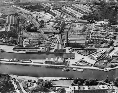 Sawmills and engineering works at the canal basin, Exeter, Devon, 1928