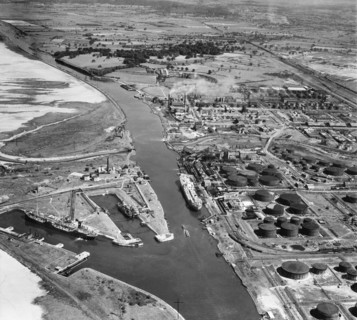 Ellesmere Port, Cheshire, 1946