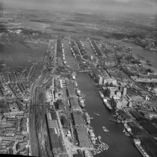 Royal Docks, Silvertown, Newham, London, 1968