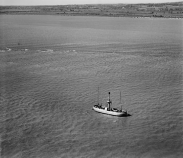 Middle Whitton Lightship on the River Humber, East Riding of Yorkshire, 1948