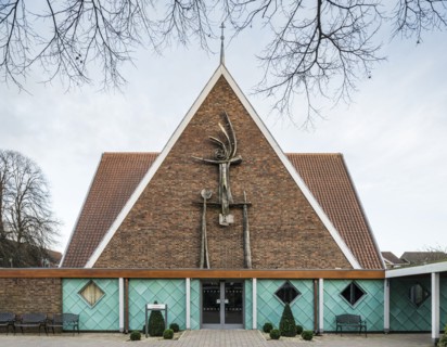 Chapel of the Ascension, University of Chichester, Chichester, West Sussex, 2015