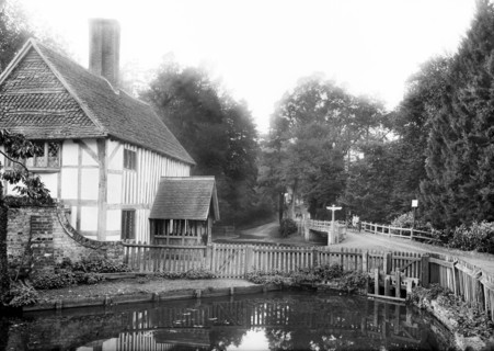 Swan Inn, Newtown, Hampshire, 1895