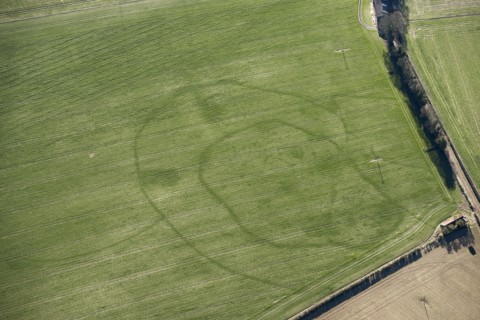 Iron Age double ditched enclosure crop mark, near South Wonston, Hampshire, 2018
