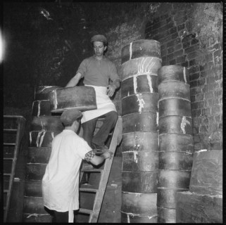 Pottery workers, Stoke-on-Trent, Staffordshire, 1965-1968