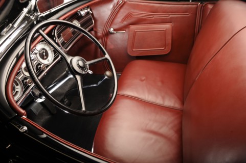 Auburn 852 SC Speedster 1936. Artist: Simon Clay.