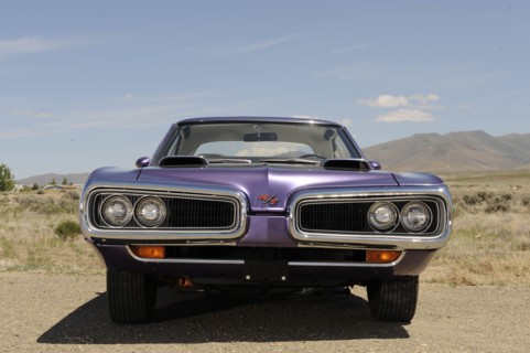 Dodge Coronet Hemi RT 1970. Artist: Simon Clay.