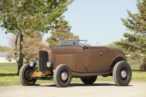 Ford Rodriguez Roadster Custom 1932. Artist: Simon Clay.