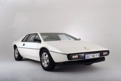 Lotus Esprit 1977 from the James Bond film The Spy Who Loved Me. Artist: Simon Clay.